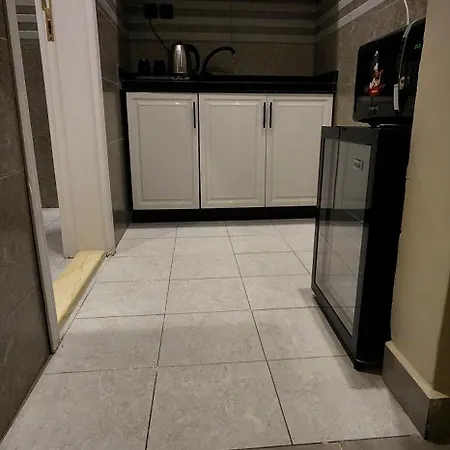 استديو واسع بتأثيث مودرن Apartment Riyadh Exterior photo