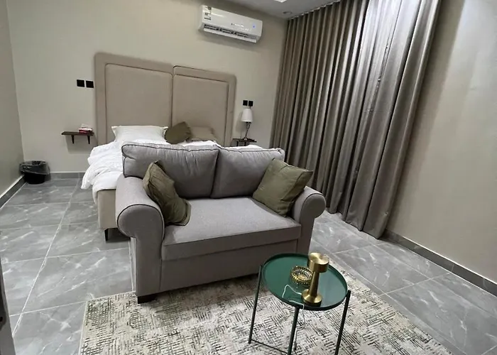 استديو واسع بتأثيث مودرن