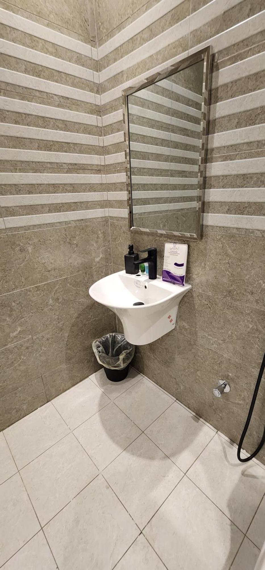 Apartment استديو واسع بتأثيث مودرن *